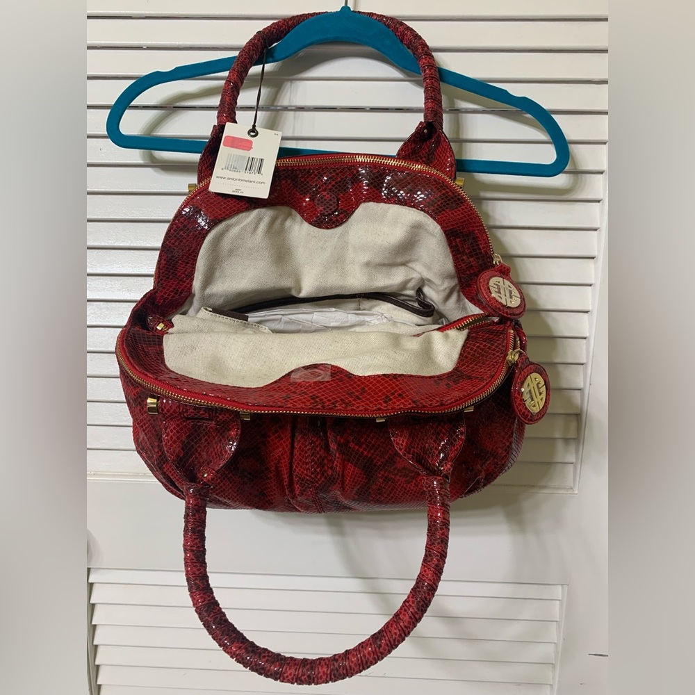 New Women’s Purse - Picture 3 of 15